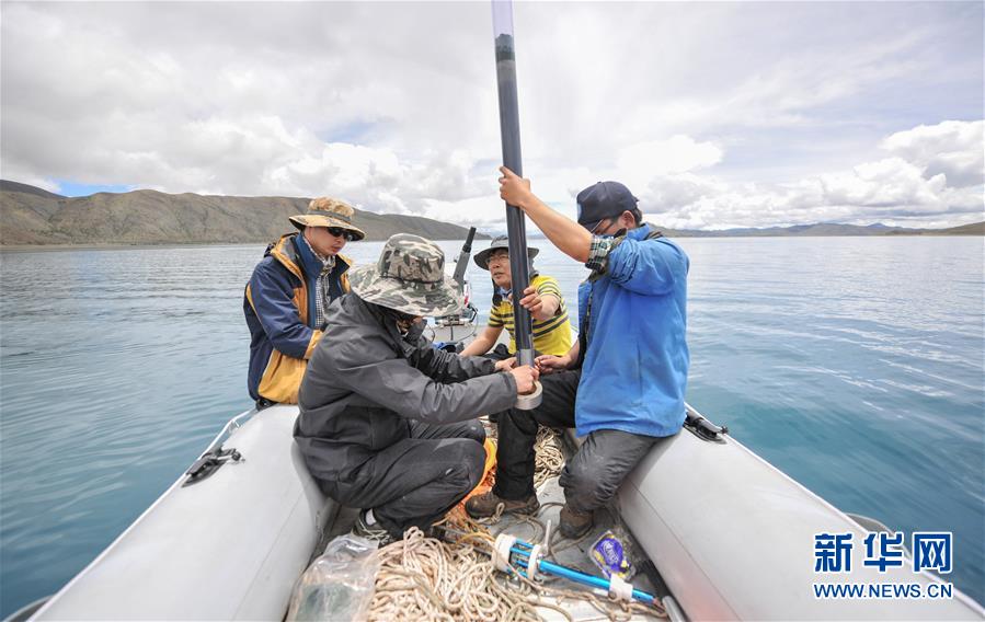 （壯麗70年&middot;奮斗新時(shí)代&mdash;&mdash;共和國發(fā)展成就巡禮&middot;圖文互動(dòng)）（10）人間奇跡在高原&mdash;&mdash;新中國成立70年西藏發(fā)展成就紀(jì)實(shí)