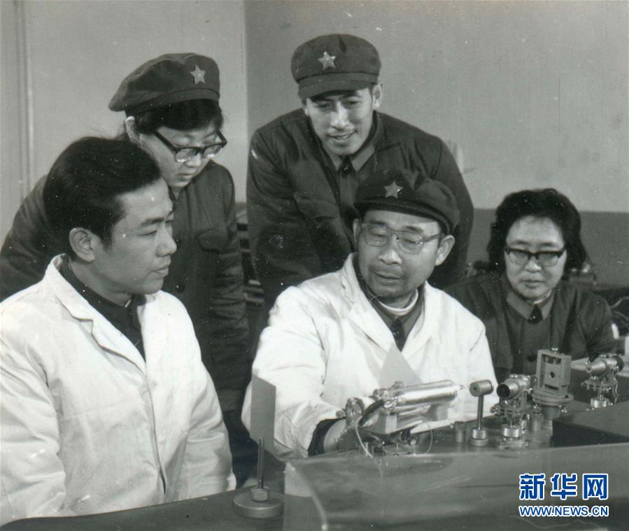 （愛(ài)國(guó)情 奮斗者&middot;圖文互動(dòng)）（1）永不停轉(zhuǎn)的&ldquo;陀螺&rdquo;&mdash;&mdash;追記中國(guó)工程院院士、國(guó)防科技大學(xué)教授高伯龍