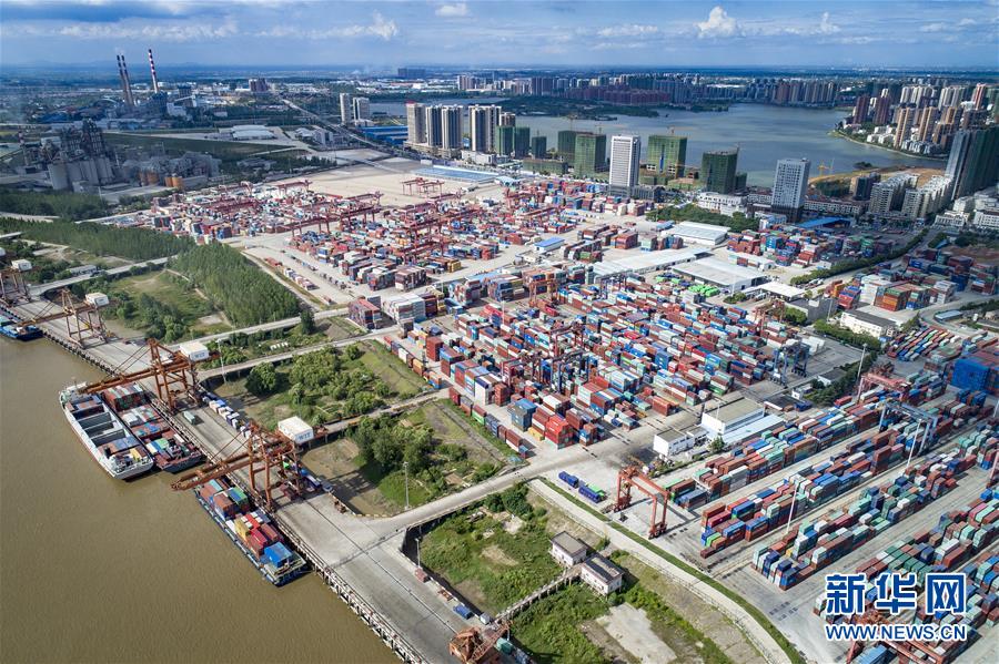 （新華全媒頭條&middot;圖文互動(dòng)）（16）中國(guó)道路越走越寬廣&mdash;&mdash;社會(huì)主義中國(guó)實(shí)踐啟示錄