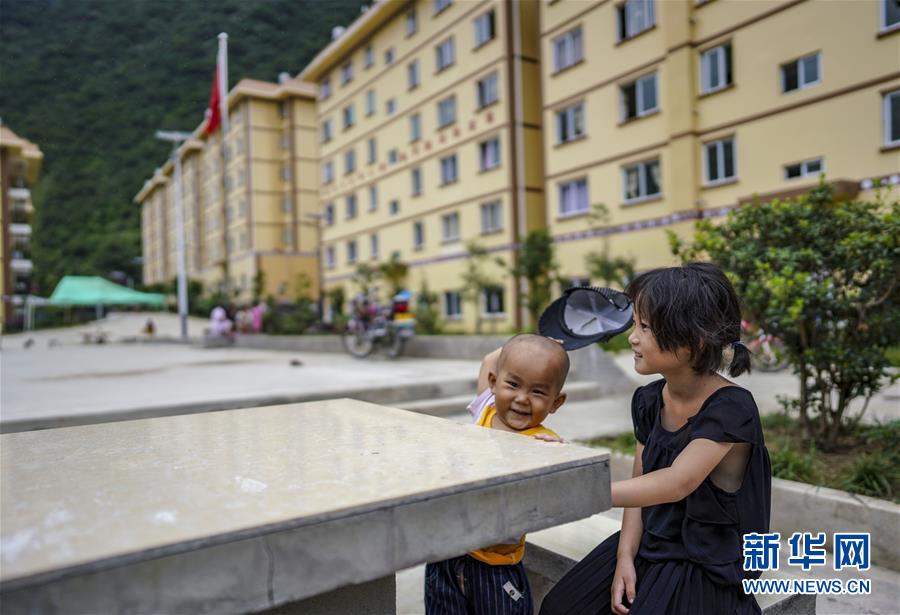 (新華全媒頭條·決戰(zhàn)決勝脫貧攻堅(jiān)·圖文互動(dòng))(9)為了人與自然和諧共生——云南“三江并流”地區(qū)決戰(zhàn)精準(zhǔn)脫貧的“生態(tài)畫卷”