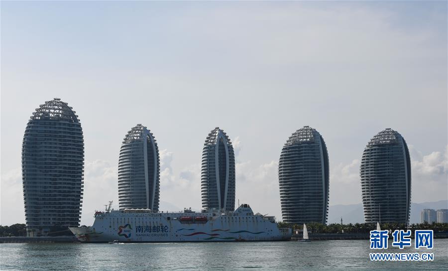 （在習(xí)近平新時代中國特色社會主義思想指引下&mdash;&mdash;新時代新作為新篇章&middot;總書記關(guān)切開放事&middot;圖文互動）（9）開放的故事講不完&mdash;&mdash;海南開放再&ldquo;提速&rdquo;