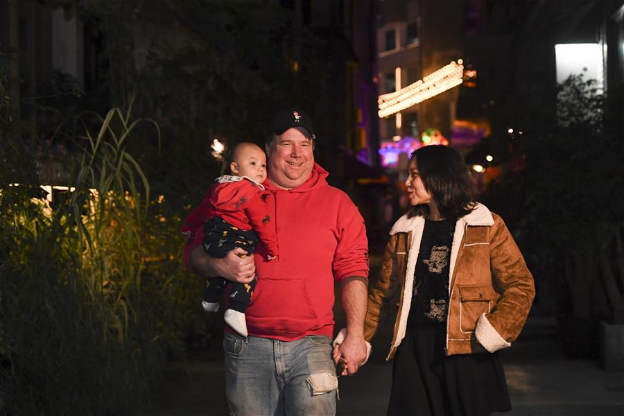 （在習(xí)近平新時(shí)代中國(guó)特色社會(huì)主義思想指引下&mdash;&mdash;新時(shí)代新作為新篇章&middot;總書(shū)記關(guān)切開(kāi)放事&middot;圖文互動(dòng)）（3）中國(guó)引力：在開(kāi)放的中國(guó)共創(chuàng)幸福 