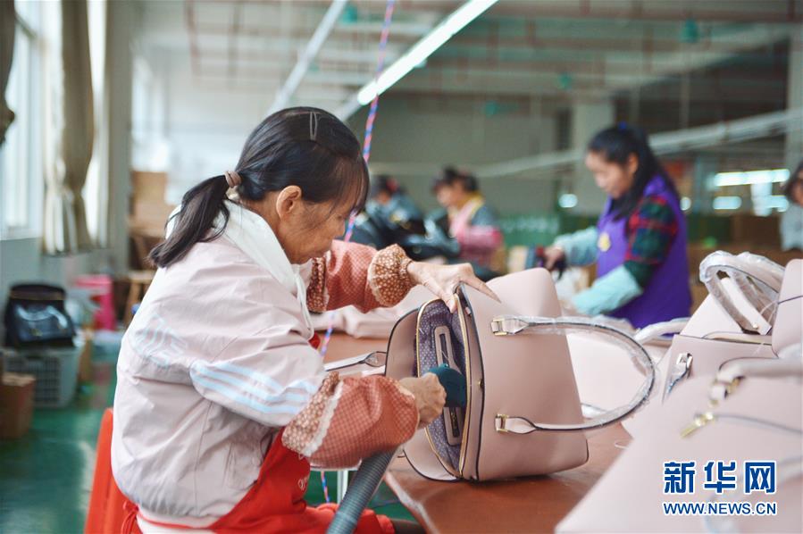 （圖文互動）（3）人回鄉(xiāng)、錢回流、企回遷&mdash;&mdash;一個大石山區(qū)貧困縣的返鄉(xiāng)創(chuàng)業(yè)故事 