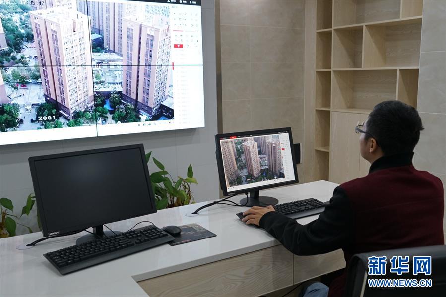 （在習近平新時代中國特色社會主義思想指引下&mdash;&mdash;新時代新作為新篇章&middot;總書記關切高質(zhì)量發(fā)展&middot;圖文互動）（3）同一片家園，同一個夢想&mdash;&mdash;棚改區(qū)里的民生新事