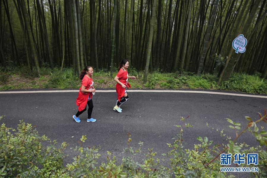 （新華全媒頭條&middot;圖文互動）（6）深入推進大保護 打造引領(lǐng)高質(zhì)量發(fā)展生力軍&mdash;&mdash;推動長江經(jīng)濟帶發(fā)展座談會召開四年間