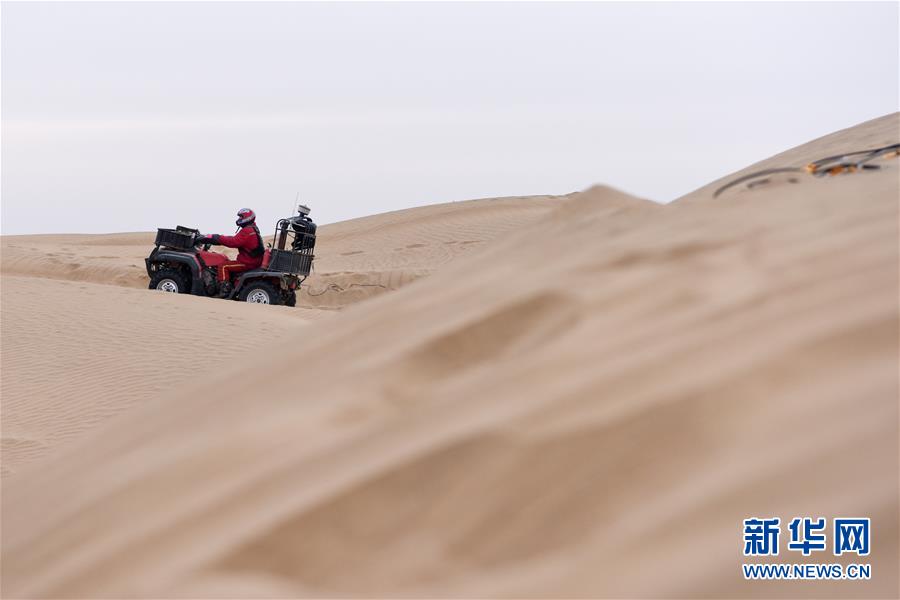 （新春走基層&middot;圖文互動）（3）大漠中，一頂帳篷守歲五年