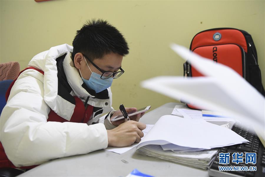 （聚焦疫情防控&middot;圖文互動(dòng)）（6）&ldquo;排查越嚴(yán)密，群眾越安心&rdquo;&mdash;&mdash;重慶日均組織40多萬人有序排查疫情