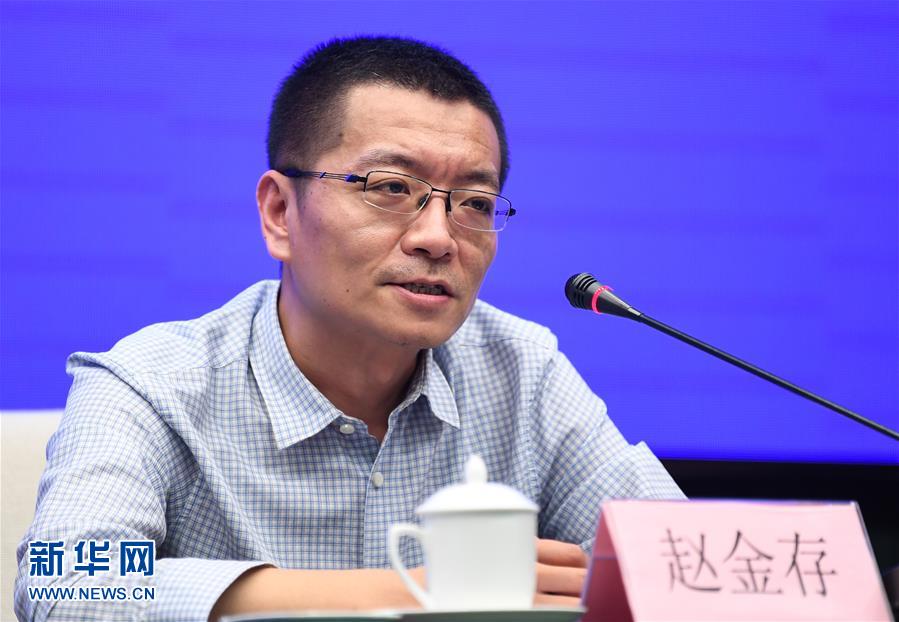 （聚焦疫情防控&middot;圖文互動）（2）鐘南山、李蘭娟院士團(tuán)隊從新冠肺炎患者糞便中分離出病毒