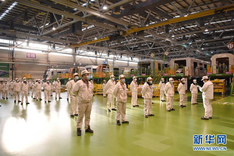 （圖文互動）（7）吃粉擼串，商圈&ldquo;打卡&rdquo;，動車出廠&mdash;&mdash;湖南&ldquo;標(biāo)簽&rdquo;復(fù)蘇記