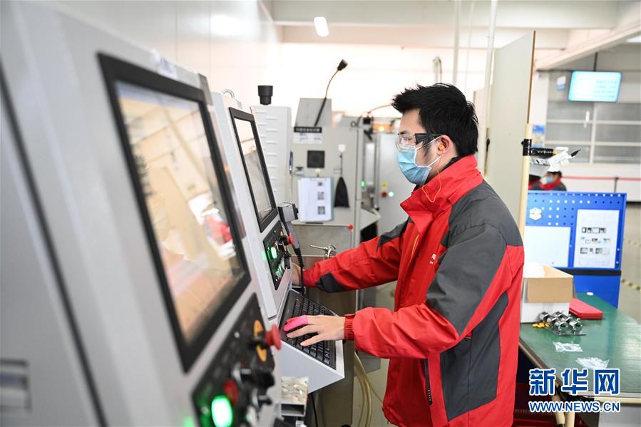 （來自經濟前沿的故事&middot;企業(yè)復工復產&middot;圖文互動）（7）&ldquo;危機中發(fā)現(xiàn)新商機&rdquo;&mdash;&mdash;中國科技制造企業(yè)復工復產觀察
