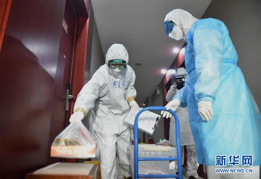 (聚焦疫情防控·圖文互動(dòng))(3)“感恩每一位‘不曾謀面’的醫(yī)護(hù)人員”——探訪返京人員醫(yī)學(xué)集中隔離觀察點(diǎn)