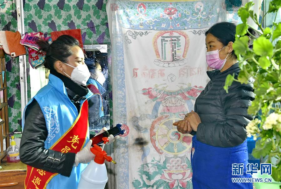 （新華全媒頭條&middot;圖文互動(dòng)）（9）血脈同心 共盼春來&mdash;&mdash;疫情阻擊戰(zhàn)中的雪域故事