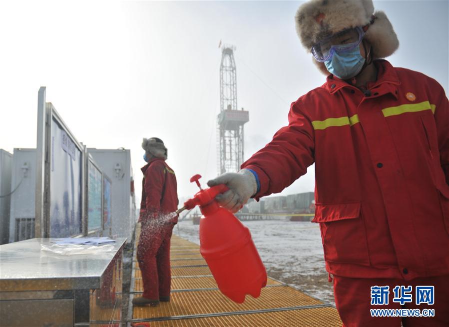 （圖文互動）（1）大慶油田：一手抓防疫，一手抓生產(chǎn)