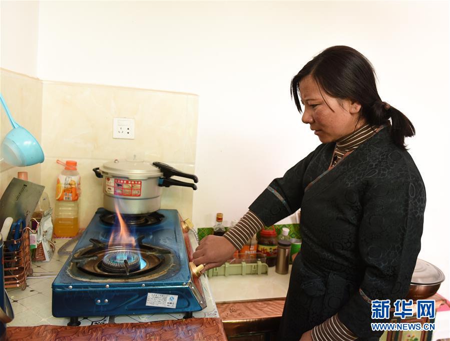 （新華全媒頭條&middot;圖文互動(dòng)）（5）跨越半個(gè)世紀(jì)的生命遷徙&mdash;&mdash;西藏極高海拔生態(tài)搬遷破解人與自然共生難題