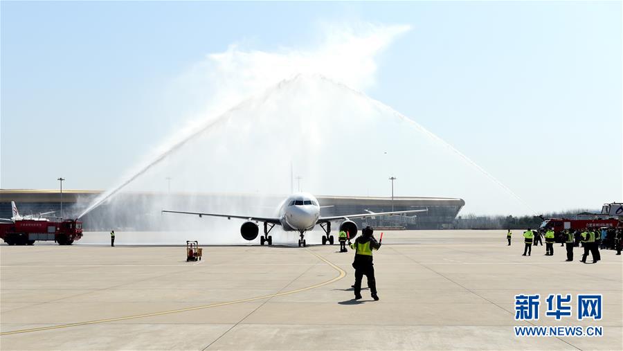 （新華全媒頭條&middot;圖文互動）（14）最美逆行者，武漢永遠(yuǎn)記得你！&mdash;&mdash;首批援鄂醫(yī)療隊(duì)返程紀(jì)實(shí)
