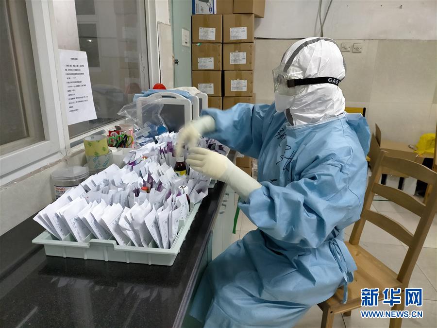 （圖文互動）（4）長大，只是一瞬間的事&mdash;&mdash;天津&ldquo;90后&rdquo;護士的武漢戰(zhàn)&ldquo;疫&rdquo;記憶