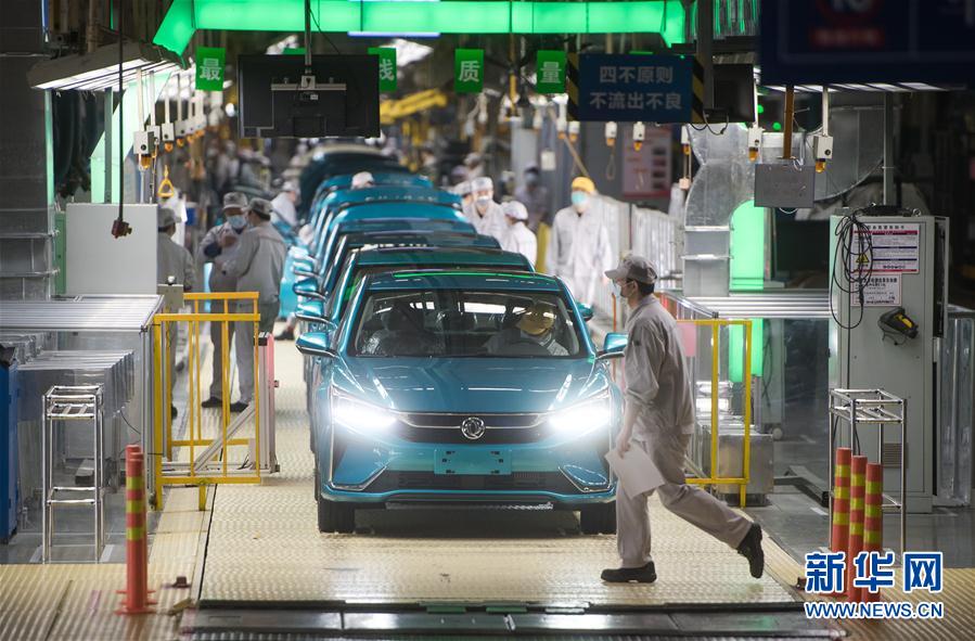 （新華全媒頭條&middot;圖文互動(dòng)）（6）春天，匯聚復(fù)蘇的力量&mdash;&mdash;寫(xiě)在2020年首季中國(guó)經(jīng)濟(jì)收官之際