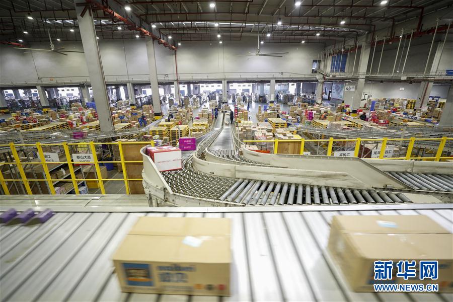 （新華全媒頭條&middot;圖文互動(dòng)）（9）春天，匯聚復(fù)蘇的力量&mdash;&mdash;寫(xiě)在2020年首季中國(guó)經(jīng)濟(jì)收官之際