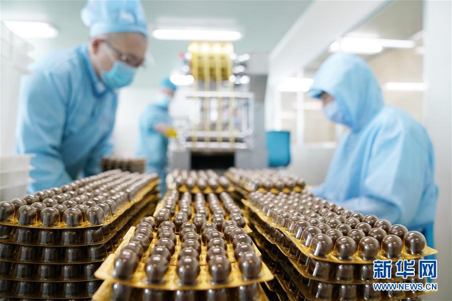 （新華全媒頭條&middot;圖文互動(dòng)）（11）春天，匯聚復(fù)蘇的力量&mdash;&mdash;寫(xiě)在2020年首季中國(guó)經(jīng)濟(jì)收官之際