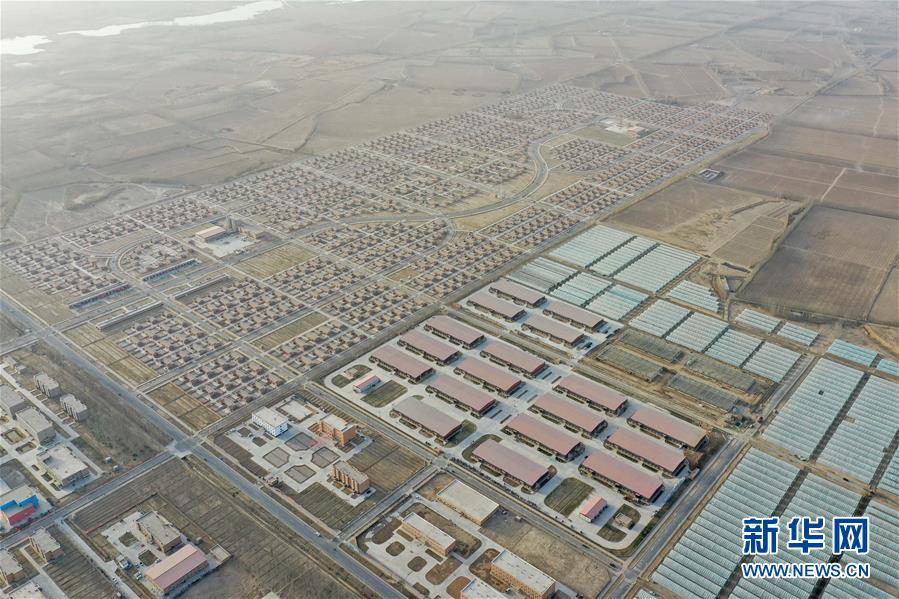 (決戰(zhàn)決勝脫貧攻堅·圖文互動)(2)決戰(zhàn)昆侖——新疆聚焦10個未摘帽縣展開深度貧困攻堅戰(zhàn)