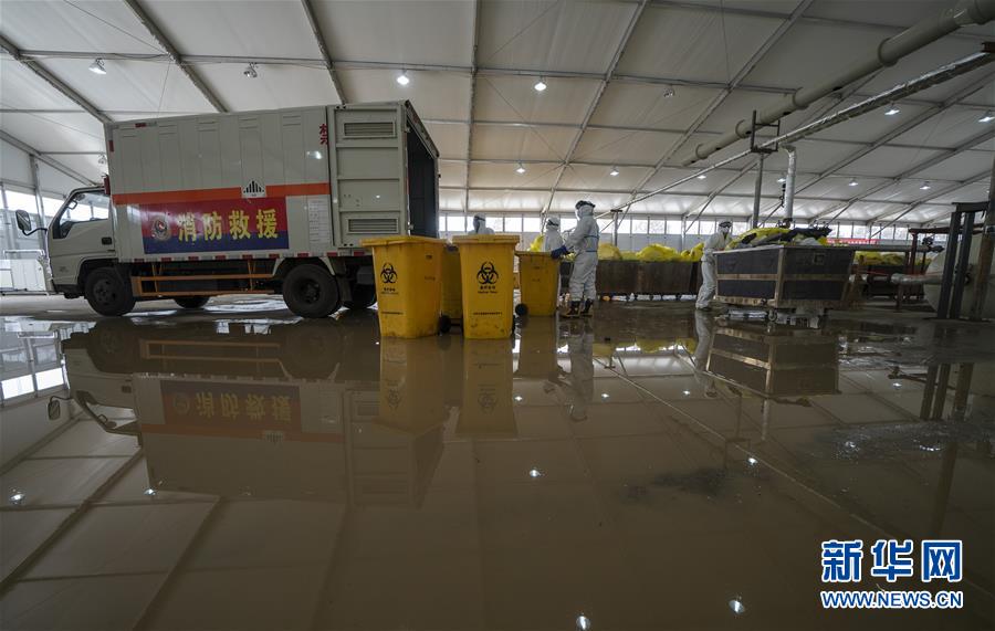 （聚焦疫情防控&middot;圖文互動）（1）&ldquo;隱蔽&rdquo;防線上的阻擊戰(zhàn)&mdash;&mdash;武漢醫(yī)療廢物處理從&ldquo;全線告急&rdquo;到&ldquo;日產(chǎn)日清&rdquo; 