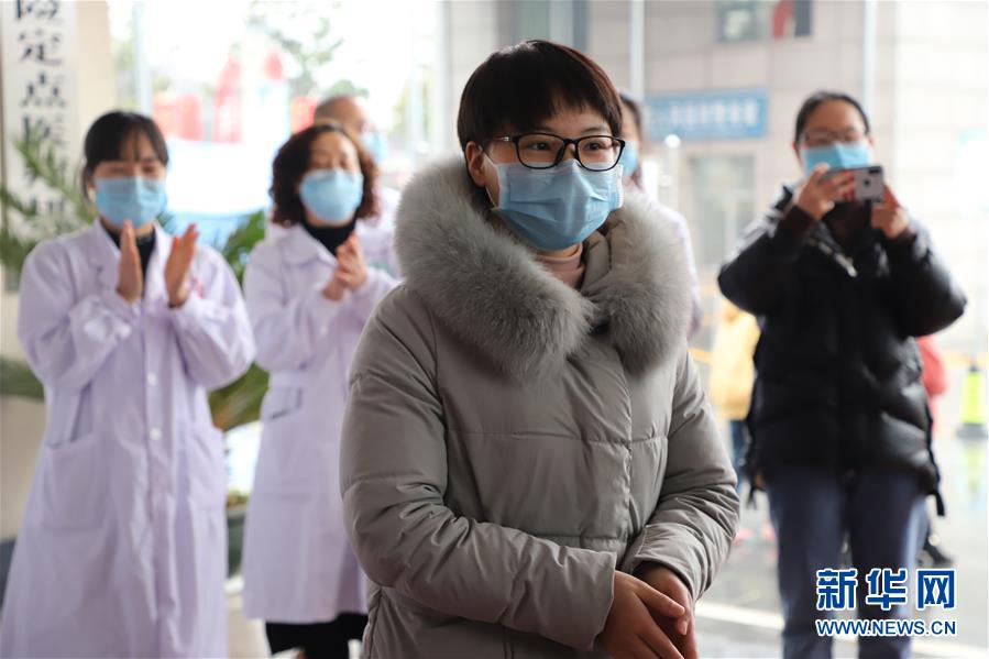 （一線(xiàn)抗疫群英譜&middot;圖文互動(dòng)）&ldquo;英雄妹妹&rdquo;杜富佳：雷場(chǎng)是哥哥的戰(zhàn)場(chǎng)，武漢是我的前線(xiàn)