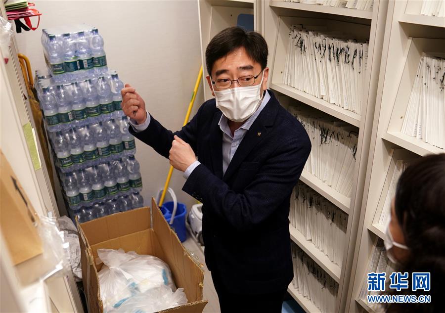 （香港故事&middot;圖文互動）（3）從&ldquo;非典&rdquo;到新冠，一位香港醫(yī)生親歷的兩次抗疫