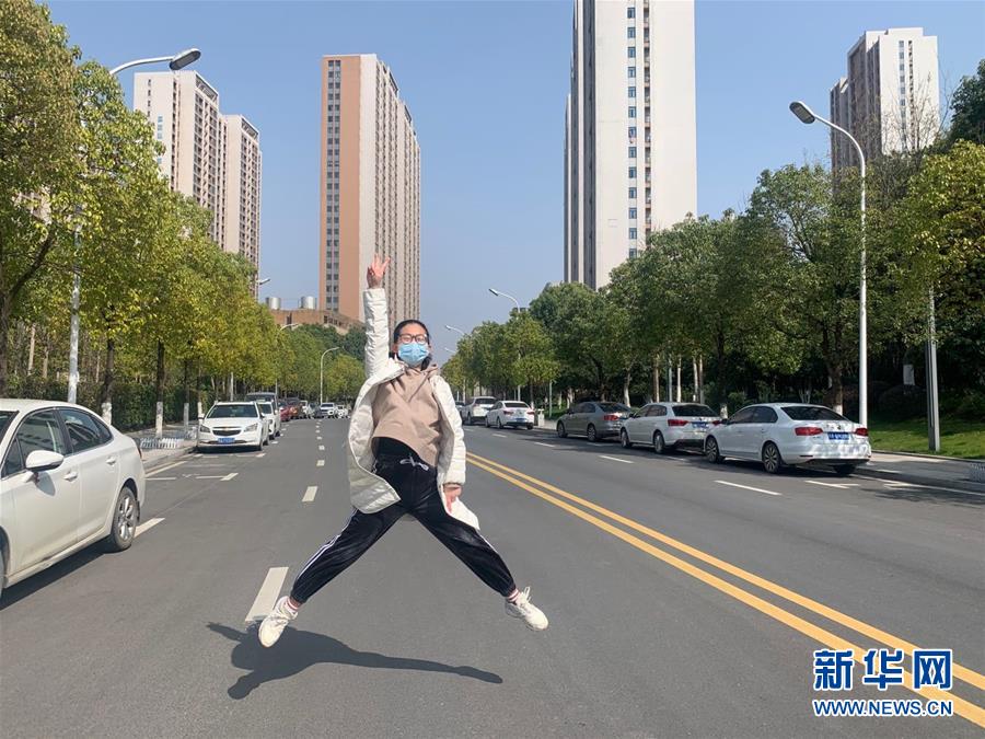 （一線(xiàn)抗疫群英譜&middot;圖文互動(dòng)）（3）&ldquo;95后&rdquo;大學(xué)生郝鶯歌：退掉車(chē)票，她選擇直面病毒