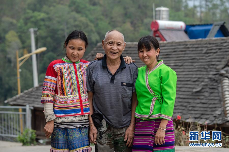 (決戰(zhàn)決勝脫貧攻堅·圖文互動)(7)“孩子再也不用學打獵了”——拉祜族女獵手告別狩獵