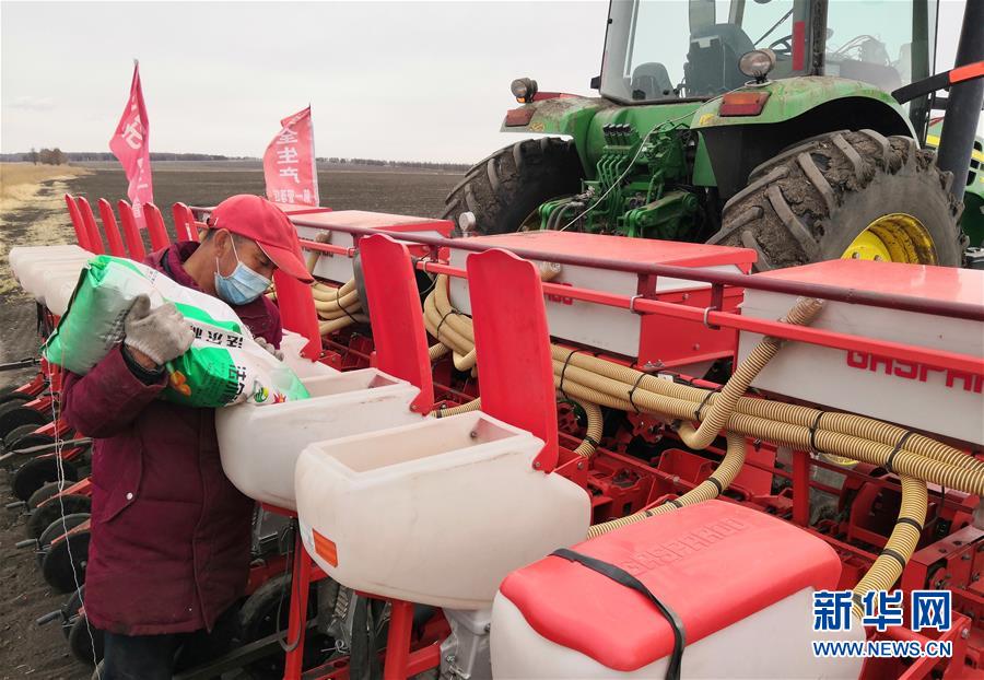 （新華全媒頭條&middot;圖文互動）（6）讓中國飯碗端得更牢&mdash;&mdash;&ldquo;中華糧倉&rdquo;春耕剪影