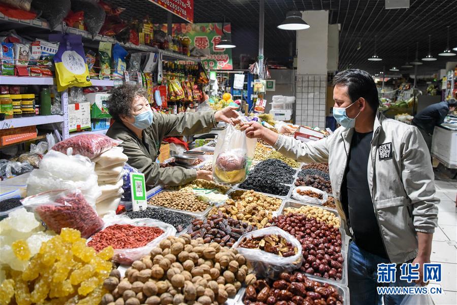 （決戰(zhàn)決勝脫貧攻堅(jiān)&middot;圖文互動）（2）阿布都艾尼北上務(wù)工&ldquo;三級跳&rdquo;