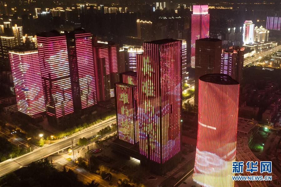 （新華全媒頭條&middot;&ldquo;抗擊疫情的中國行動(dòng)&rdquo;白皮書&middot;圖文互動(dòng)）（7）人民至上、生命至上的中國答卷&mdash;&mdash;從白皮書看中國抗擊疫情歷程