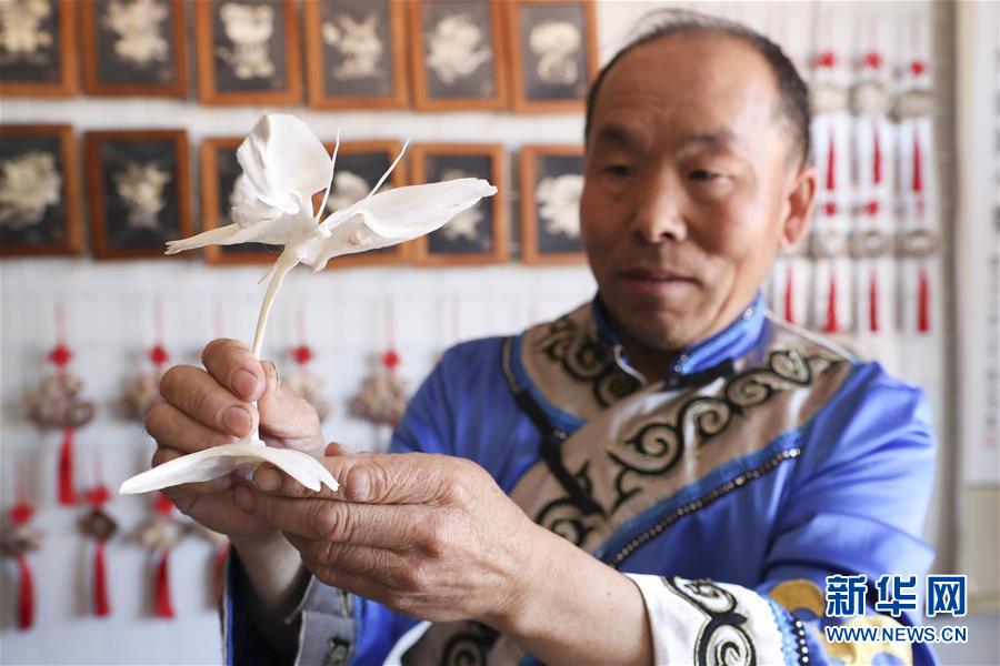 （新華全媒頭條&middot;走向我們的小康生活&middot;圖文互動）（10）迎著東升的紅日&mdash;&mdash;走向小康之路的赫哲族