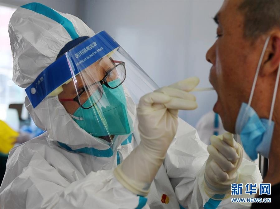 （新華全媒頭條&middot;圖文互動(dòng)）（7）首都再戰(zhàn)&ldquo;疫&rdquo;，難忘40天&mdash;&mdash;寫在北京應(yīng)急響應(yīng)級(jí)別降級(jí)之際 