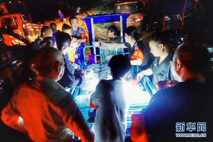 （新華全媒頭條&middot;圖文互動）（15）筑起共御水患的鋼鐵長堤&mdash;&mdash;戰(zhàn)洪一線的&ldquo;干群關(guān)系新答卷&rdquo;