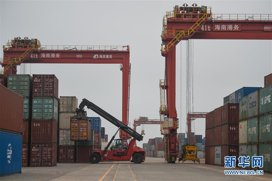 （在習近平新時代中國特色社會主義思想指引下&mdash;&mdash;新時代新作為新篇章&middot;習近平總書記關(guān)切事&middot;圖文互動）（4）感受開放新魅力&mdash;&mdash;海南自由貿(mào)易港建設開局觀察