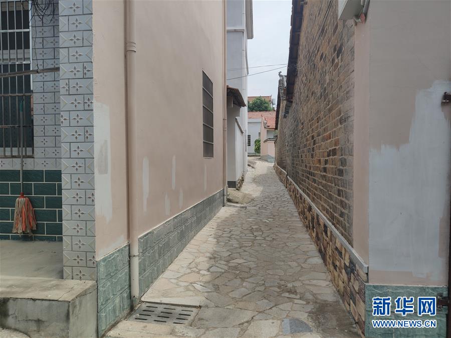 (總書(shū)記推動(dòng)的改革身邊事·基層治理改革篇·圖文互動(dòng))(3)特寫:“銅墻鐵壁”是怎樣煉成的?——小村戰(zhàn)“疫”折射基層治理密碼