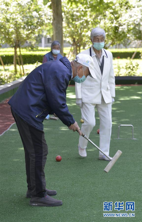 （走向我們的小康生活&middot;圖文互動）（5）北京&ldquo;老有所養(yǎng)&rdquo;的床邊、身邊、周邊事