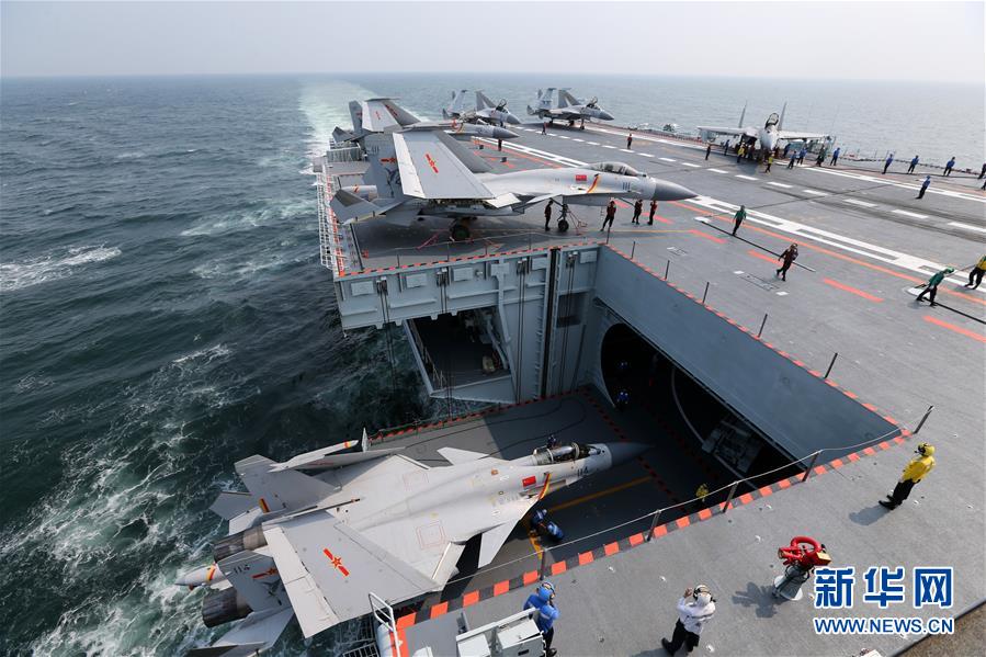 （在習(xí)近平強(qiáng)軍思想指引下&middot;我們在戰(zhàn)位報告&middot;圖文互動）（6）奮飛在新時代的海天&mdash;&mdash;海軍某艦載航空兵部隊備戰(zhàn)打仗記事