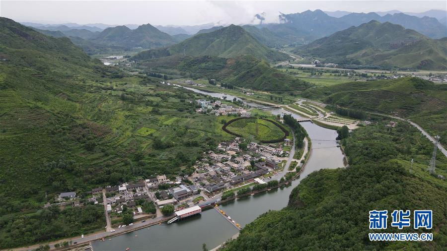 （新華全媒頭條&middot;走向我們的小康生活&middot;圖文互動）（5）長城腳下，小康村串成&ldquo;珍珠鏈&rdquo;