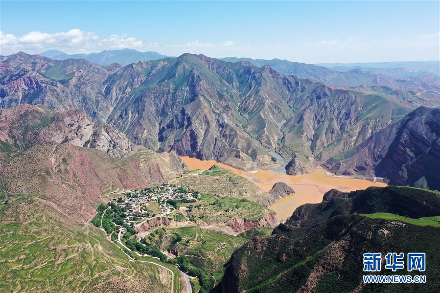 （走向我們的小康生活&middot;決戰(zhàn)決勝脫貧攻堅(jiān)&middot;圖文互動(dòng)）（1）甘青交界處的跨越&mdash;&mdash;保安族、撒拉族的脫貧故事