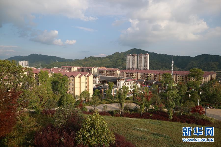 (新華全媒頭條·走向我們的小康生活·決戰(zhàn)決勝脫貧攻堅(jiān)·圖文互動)(3)決戰(zhàn)烏蒙——中國消除千年貧困的一個縮影