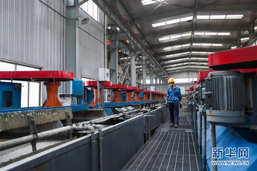 （新華全媒頭條&middot;圖文互動）（5）大山的回響&mdash;&mdash;三個(gè)民族自治縣的70年巨變