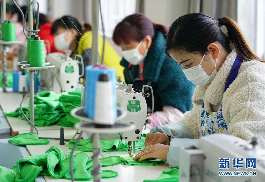 （新華全媒頭條&middot;圖文互動(dòng)）（5）決戰(zhàn)決勝奪取脫貧攻堅(jiān)戰(zhàn)全面勝利&mdash;&mdash;寫(xiě)在第7個(gè)國(guó)家扶貧日之際