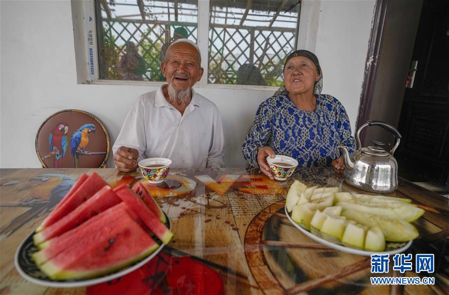 （新華全媒頭條&middot;圖文互動）（2）新天地 新兒女 新奇跡&mdash;&mdash;脫貧攻堅(jiān)繪就新疆新圖景