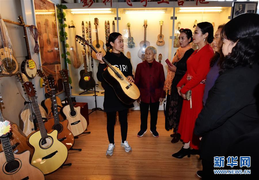 (全面建成小康社會“百城千縣萬村調研行”·圖文互動)(3)河北周窩:“音樂小鎮(zhèn)”奏響鄉(xiāng)村振興協(xié)奏曲