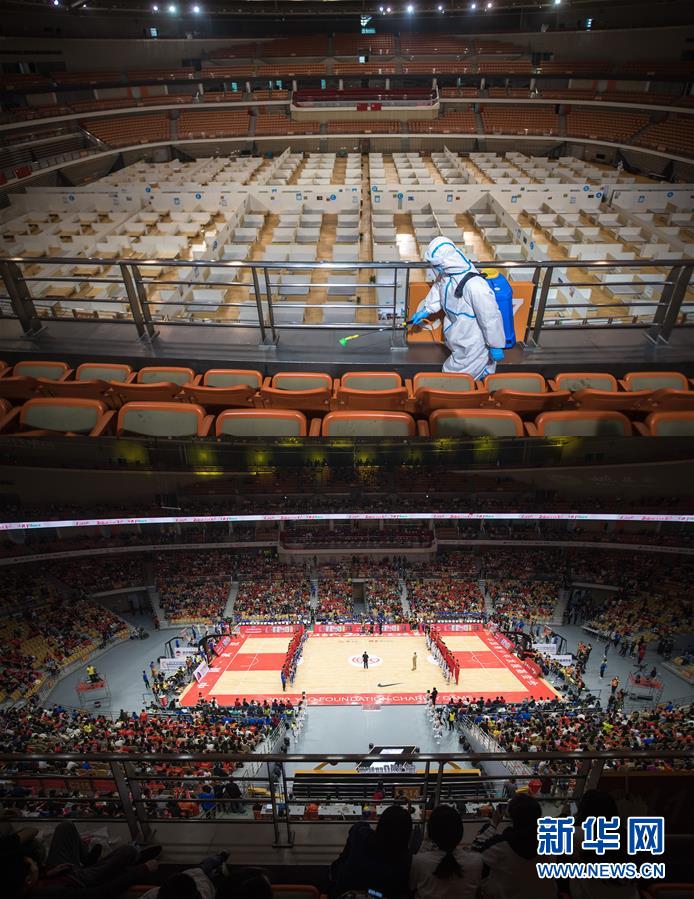 （新華全媒頭條&middot;圖文互動(dòng)）（18）歷史交匯點(diǎn)上的宏偉藍(lán)圖&mdash;&mdash;《中共中央關(guān)于制定國民經(jīng)濟(jì)和社會(huì)發(fā)展第十四個(gè)五年規(guī)劃和二〇三五年遠(yuǎn)景目標(biāo)的建議》誕生記