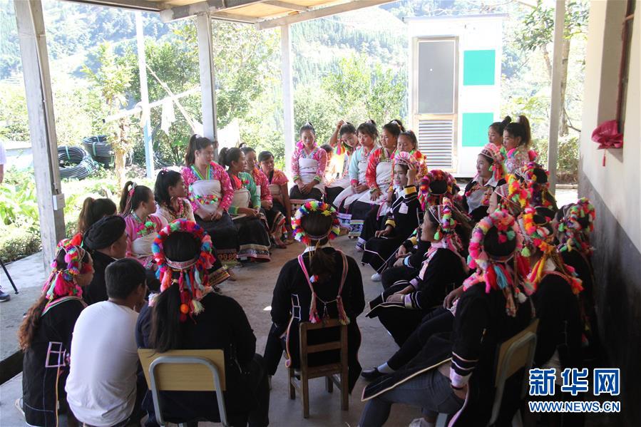 （五中全會(huì)精神在基層&middot;圖文互動(dòng)）（5）天津、福建、廣東、云南等地創(chuàng)新形式讓黨的十九屆五中全會(huì)精神&ldquo;飛入尋常百姓家&rdquo;