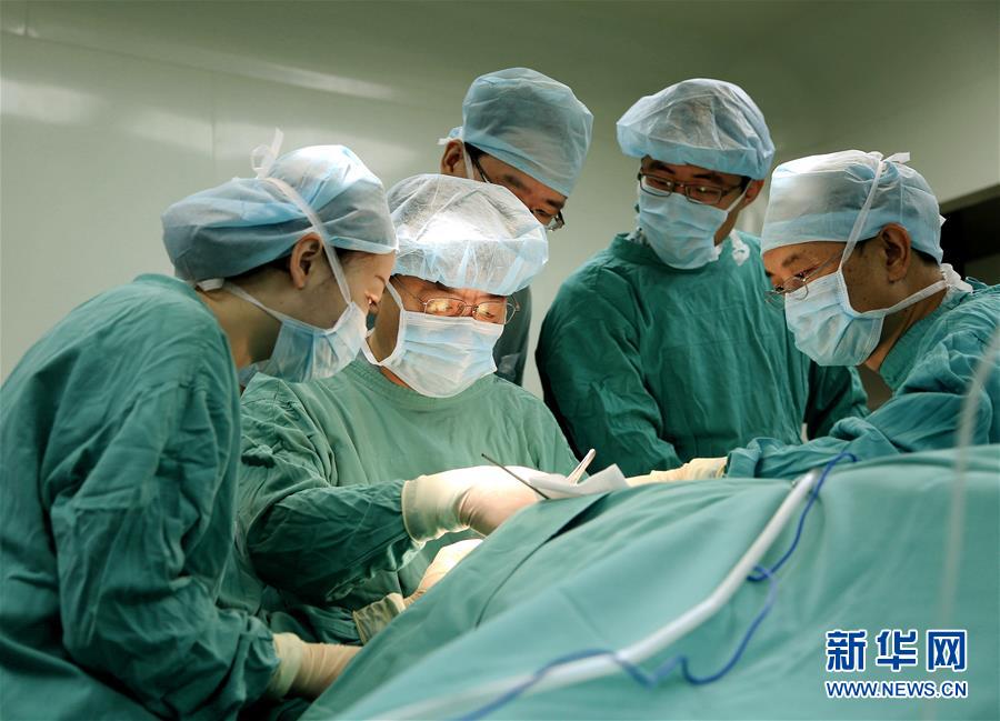 （代表委員履職&middot;圖文互動(dòng)）（2）為青少年守護(hù)清晰的世界&mdash;&mdash;孫豐源代表的履職故事