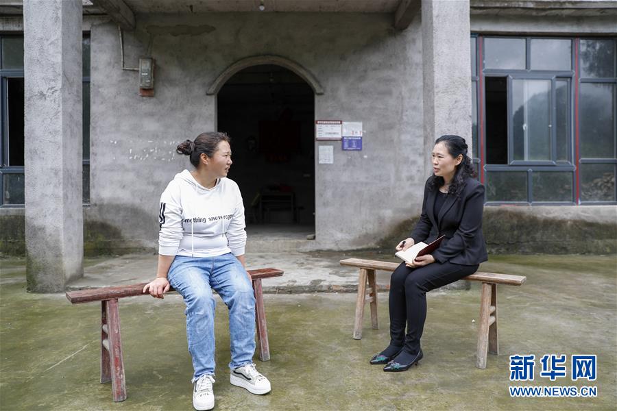 （兩會人物&middot;圖文互動）（4）帶娃、賺錢兩不誤&mdash;&mdash;一位農(nóng)民工代表眼中的脫貧新工作